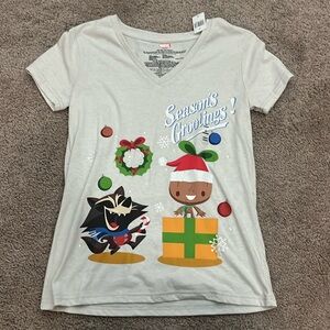 Season’s Grootings V-Neck